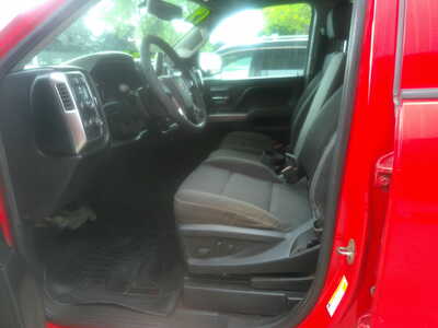 2019 Chevrolet 1500 Ext Cab, $11995. Photo 6