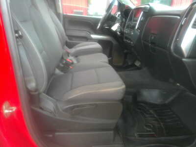 2019 Chevrolet 1500 Ext Cab, $11995. Photo 8