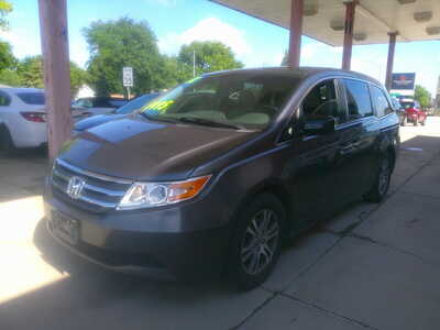 2012 Honda Odyssey, $8495. Photo 3