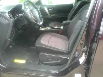 2011 Nissan Rogue, $3500. Photo 6