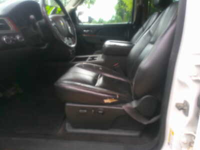 2010 Chevrolet 1500 Crew Cab, $3995. Photo 6