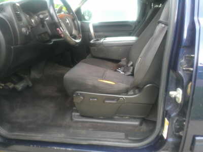 2010 GMC 1500 Crew Cab, $4995. Photo 2