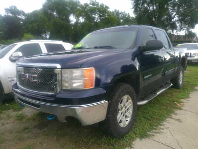 2010 GMC 1500 Crew Cab, $4995. Photo 9