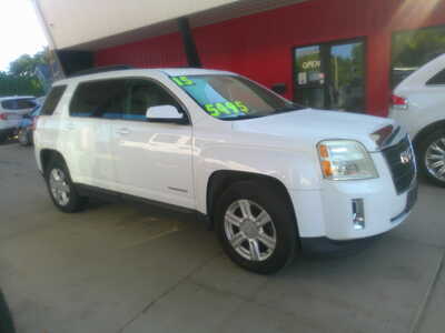 2015 GMC Terrain, $5495. Photo 2