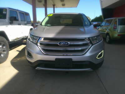 2015 Ford Edge, $7995. Photo 4
