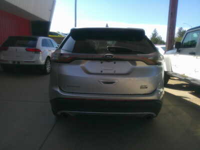 2015 Ford Edge, $7995. Photo 5