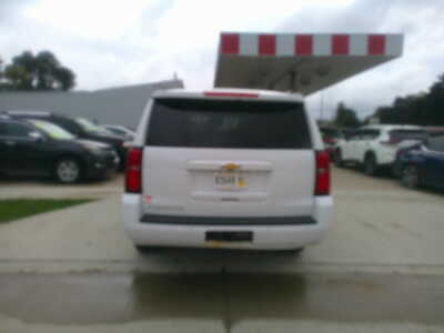2018 Chevrolet Suburban, $9995. Photo 5