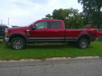 2017 Ford F250 Crew Cab, $19995. Photo 1