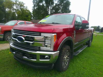 2017 Ford F250 Crew Cab, $19995. Photo 3