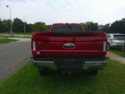 2017 Ford F250 Crew Cab, $19995. Photo 4
