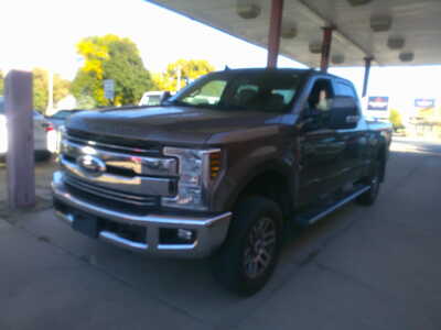 2019 Ford F250 Crew Cab, $31500. Photo 3