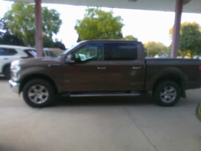 2016 Ford F150 Crew Cab, $9995. Photo 1