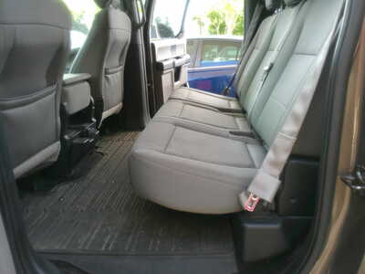 2016 Ford F150 Crew Cab, $9995. Photo 7