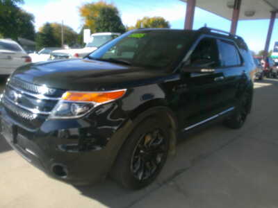 2015 Ford Explorer, $5495. Photo 3