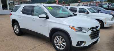 2020 Chevrolet Traverse, $32990. Photo 2