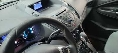 2015 Ford Escape, $8790. Photo 5