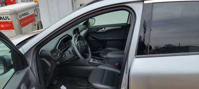 2022 Ford Escape, $24990. Photo 7
