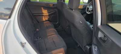 2024 Ford Escape, $25990. Photo 8