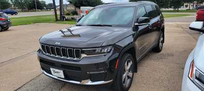 2022 Jeep Grand Cherokee L, $33900. Photo 2