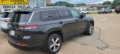 2022 Jeep Grand Cherokee L, $33900. Photo 3