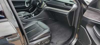 2022 Jeep Grand Cherokee L, $33900. Photo 6