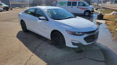 2025 Chevrolet Malibu, $23990. Photo 2