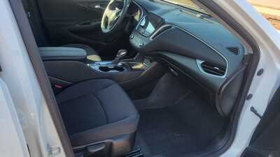 2025 Chevrolet Malibu, $23990. Photo 6