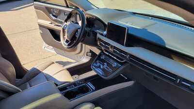 2020 Lincoln Corsair, $25990. Photo 12