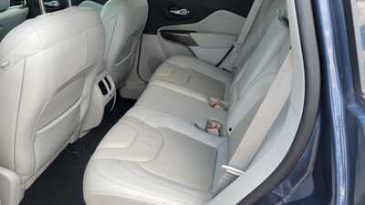 2019 Jeep Cherokee, $17980. Photo 8