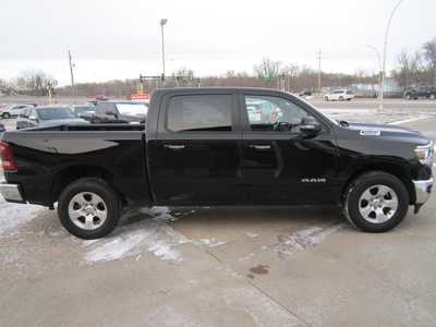 2020 RAM 1500 Crew Cab, $24333. Photo 4