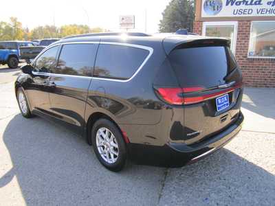 2022 Chrysler Pacifica, $21999. Photo 7