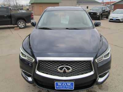 2020 Infiniti QX60, $22999. Photo 2