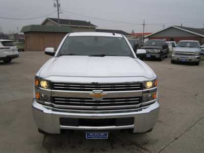2018 Chevrolet 2500 Crew Cab, $31999. Photo 2