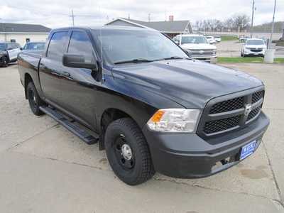 2017 RAM 1500 Crew Cab, $11999. Photo 3