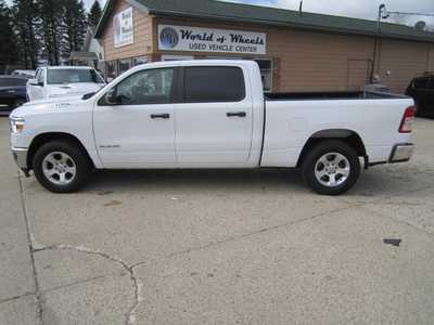 2019 RAM 1500 Crew Cab, $22999. Photo 8