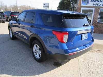 2022 Ford Explorer, $19999. Photo 5