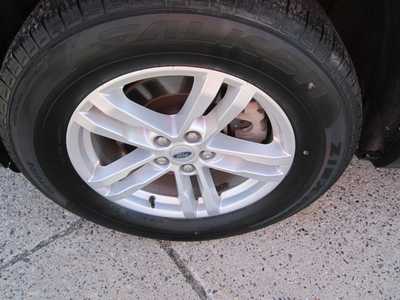 2022 Ford Explorer, $19999. Photo 8