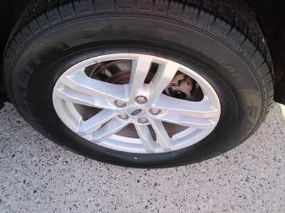 2022 Ford Explorer, $19999. Photo 9