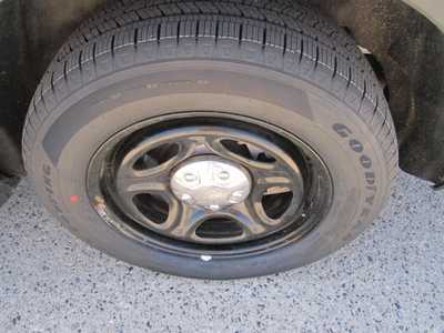 2022 Ford Explorer, $19999. Photo 10