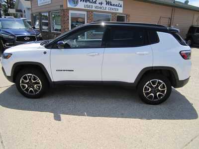 2025 Jeep Compass, $24999. Photo 8