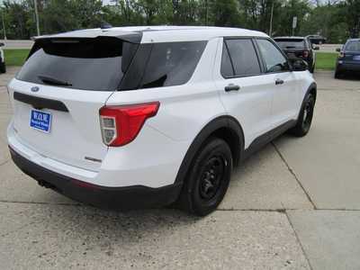 2022 Ford Explorer, $19777. Photo 5