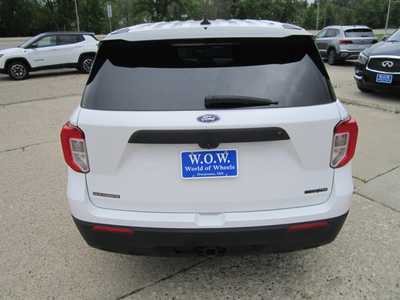 2022 Ford Explorer, $19777. Photo 6