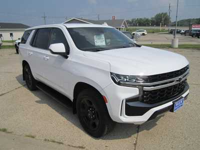 2021 Chevrolet Tahoe, $27499. Photo 3