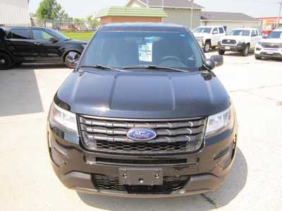 2016 Ford Explorer, $8999. Photo 2