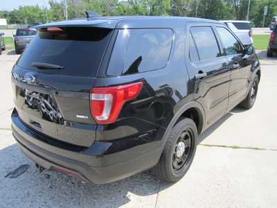 2016 Ford Explorer, $8999. Photo 5