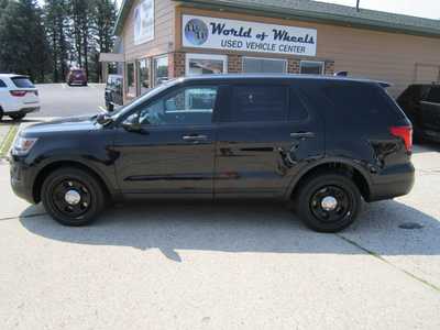 2016 Ford Explorer, $8999. Photo 8