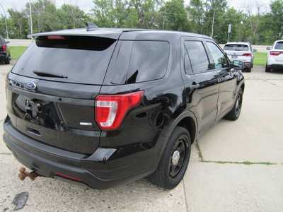 2018 Ford Explorer, $9999. Photo 5
