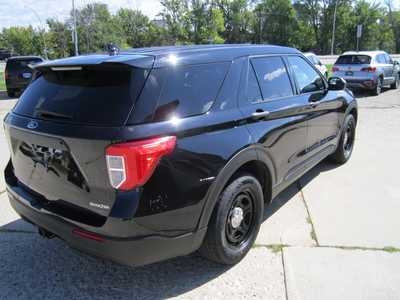 2020 Ford Explorer, $13999. Photo 5