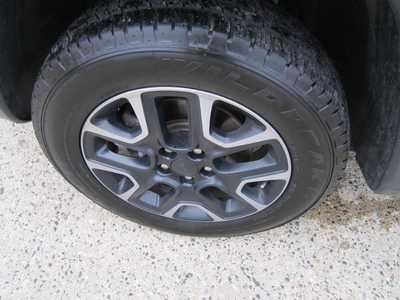 2019 Jeep Compass, $14999. Photo 9