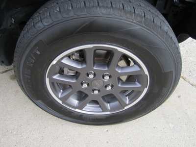 2023 Jeep Gladiator, $28999. Photo 12